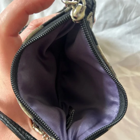 Coach Poppy Black and Grey Signature Wristlet - Picture 4 of 12
